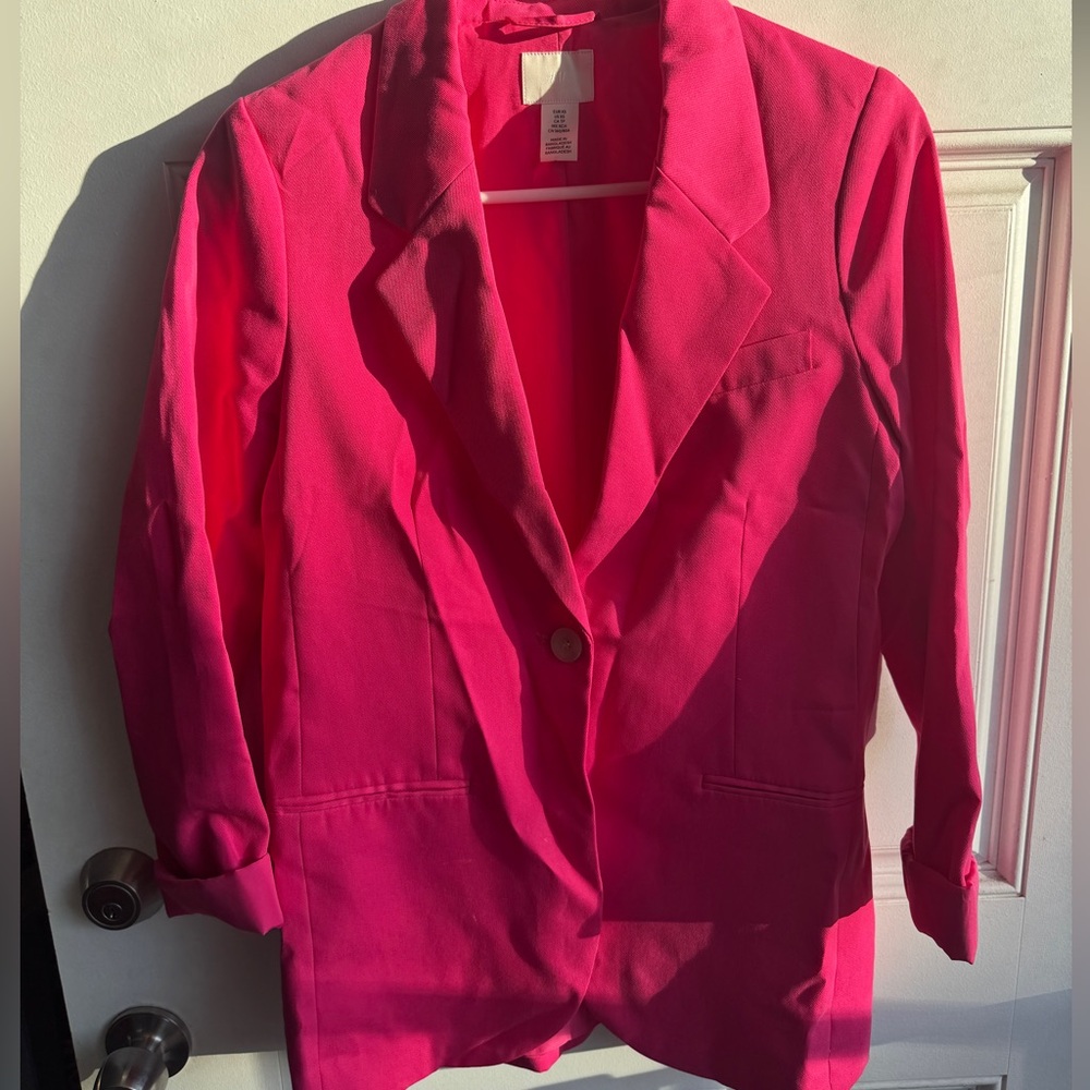 H&M Vibrant Pink Top
